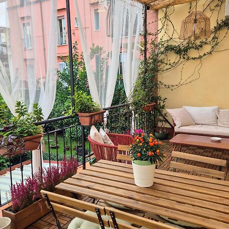 La Terrazza Al Museo Apartment Napoli Bagian luar foto